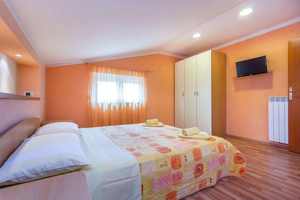 Apartments Nevija 메덜린 외부 사진