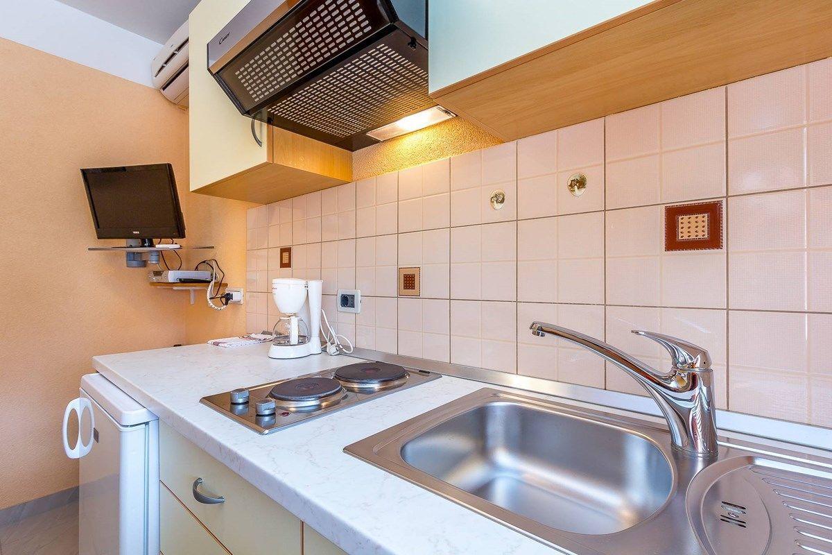 Apartments Nevija 메덜린 외부 사진