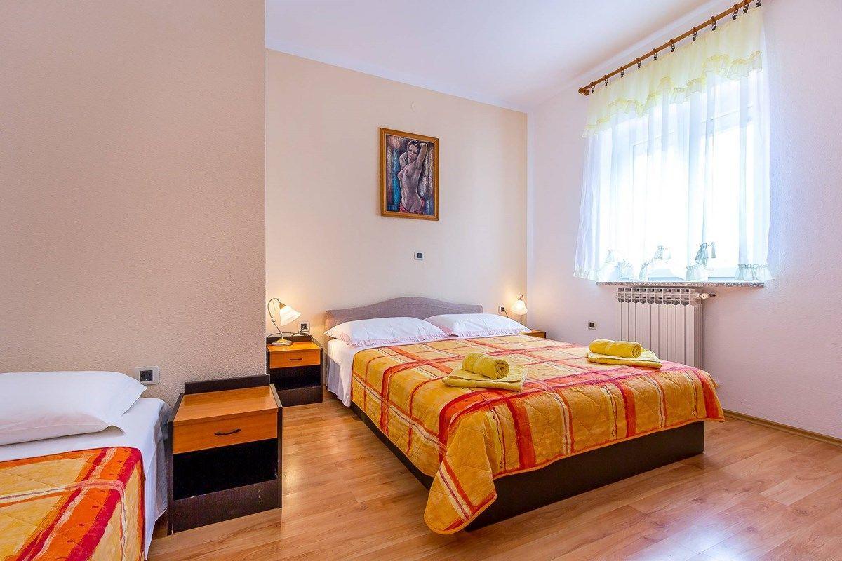 Apartments Nevija 메덜린 외부 사진