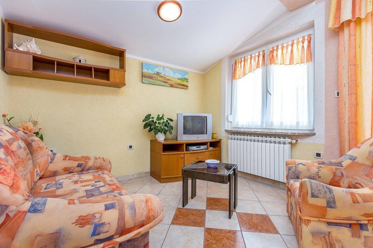 Apartments Nevija 메덜린 외부 사진